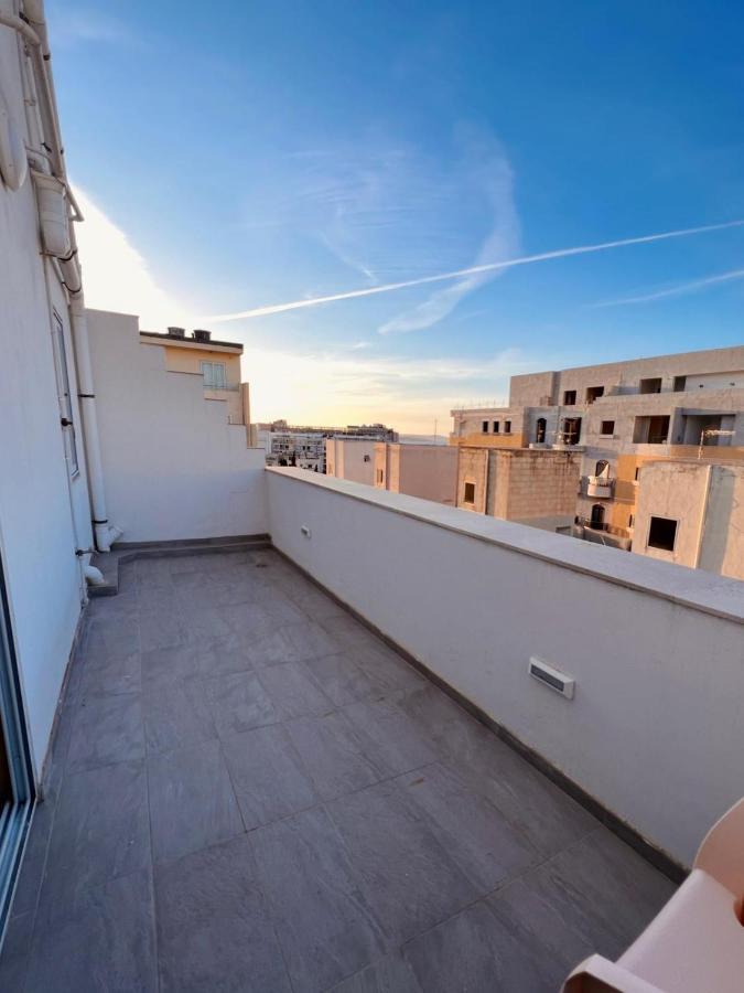 New Breeze Leilighet San Pawl il-Baħar Eksteriør bilde