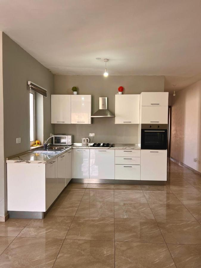 New Breeze Leilighet San Pawl il-Baħar Eksteriør bilde