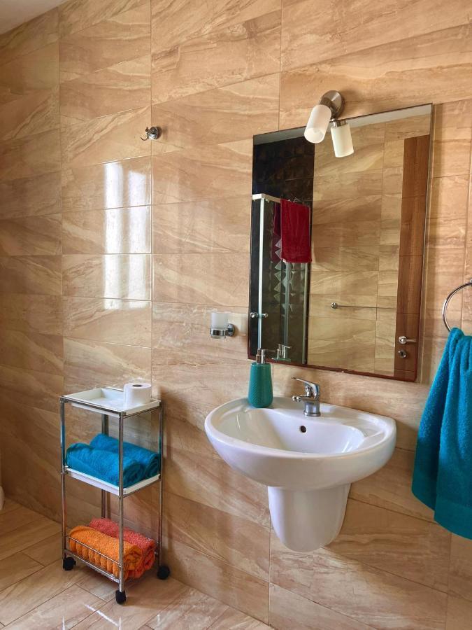 New Breeze Leilighet San Pawl il-Baħar Eksteriør bilde